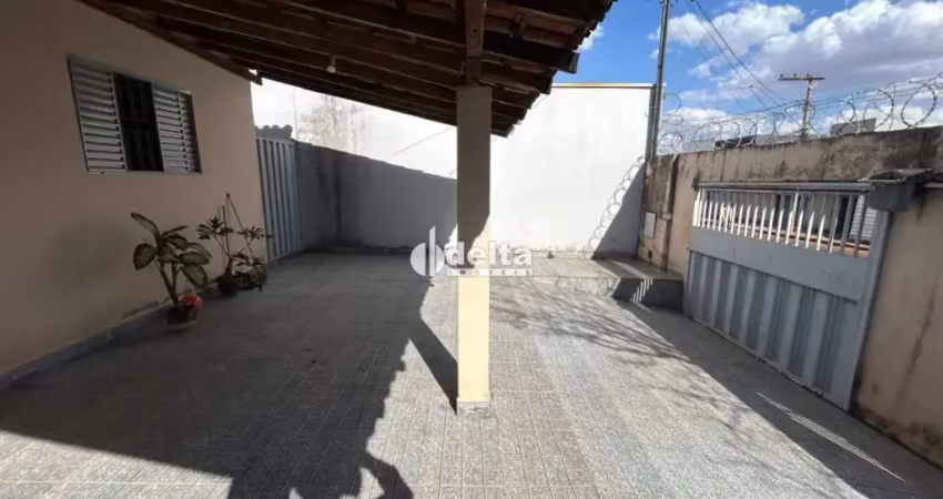 Casa residencial disponível para venda no bairro daniel fonseca em uberlândia-mg.