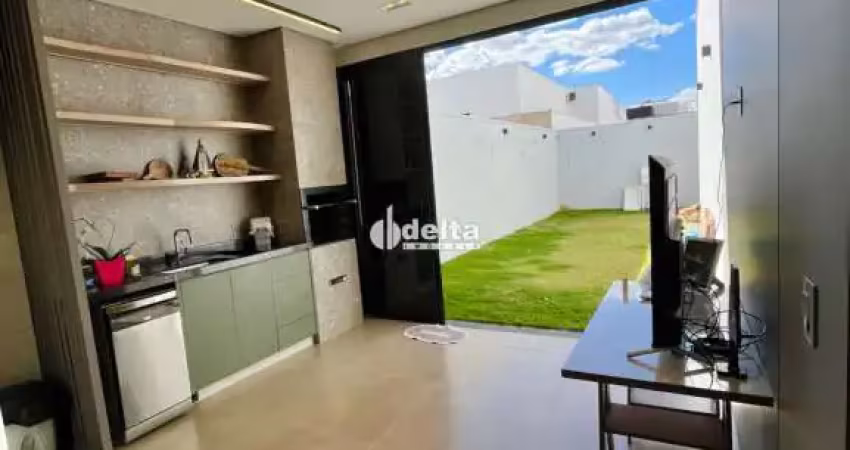 Casa residencial em condomínio disponível para locação no bairro grand ville em uberlândia-mg.