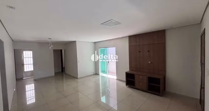 Casa residencial com 3 quartos disponível para venda no bairro marta helena em uberlândia-mg.