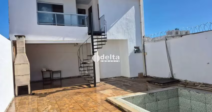 Casa residencial com 2 quartos disponível para venda no bairro panorama em uberlândia-mg.