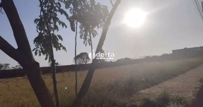 Terreno disponível para venda no bairro jardim ipanema em uberlândia-mg.