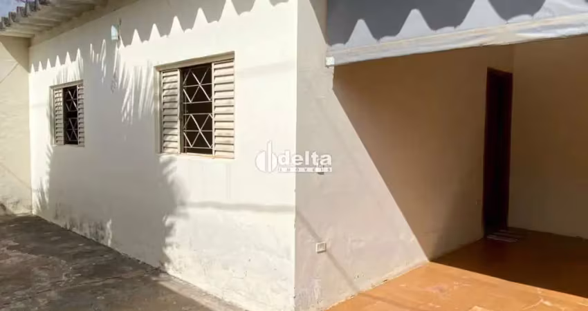 Casa residencial de 3 quartos sendo 1 suíte disponível no bairro tubalina em uberlândia - mg.