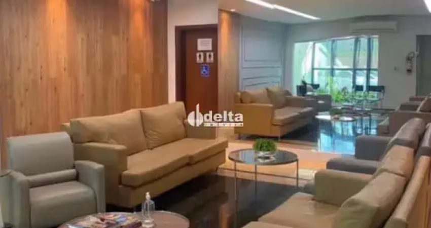 Casa comercial com 7 salas disponível para venda no bairro fundinho em uberlândia - mg.
