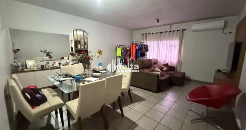 Apartamento com 3 quartos sendo 1 suíte disponível para venda no bairro tibery em uberlândia-mg