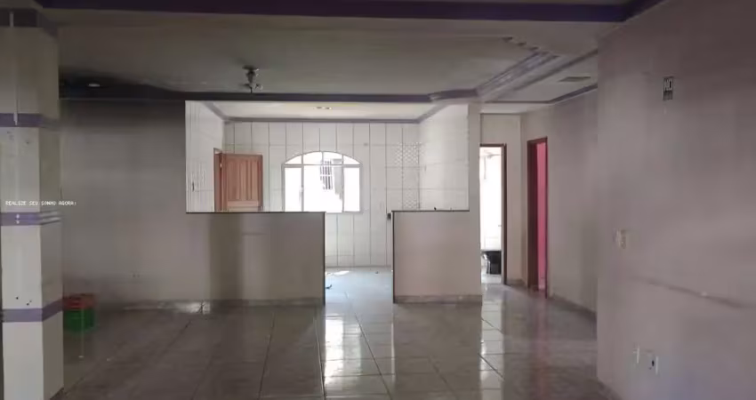 Casa para venda em vila velha, guaranhuns, 3 dormitórios, 2 suítes, 3 banheiros, 2 vagas