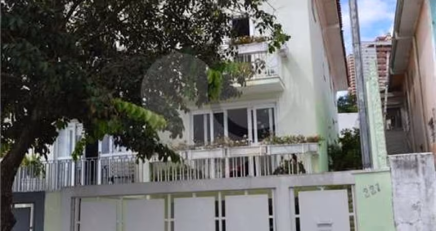 Casa com 4 quartos à venda ou para locação em Vila Sônia - SP