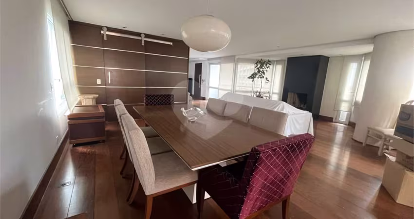 Apartamento com 2 quartos à venda ou para locação em Vila Andrade - SP