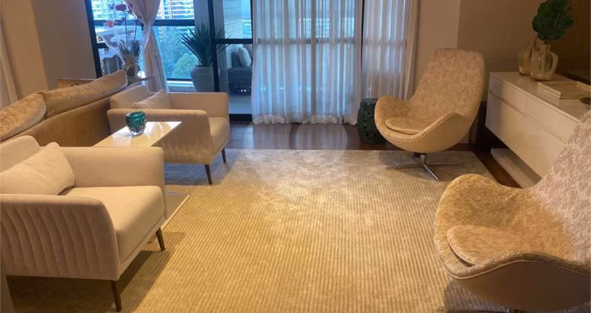 Apartamento com 3 quartos à venda em Jardim Morumbi - SP