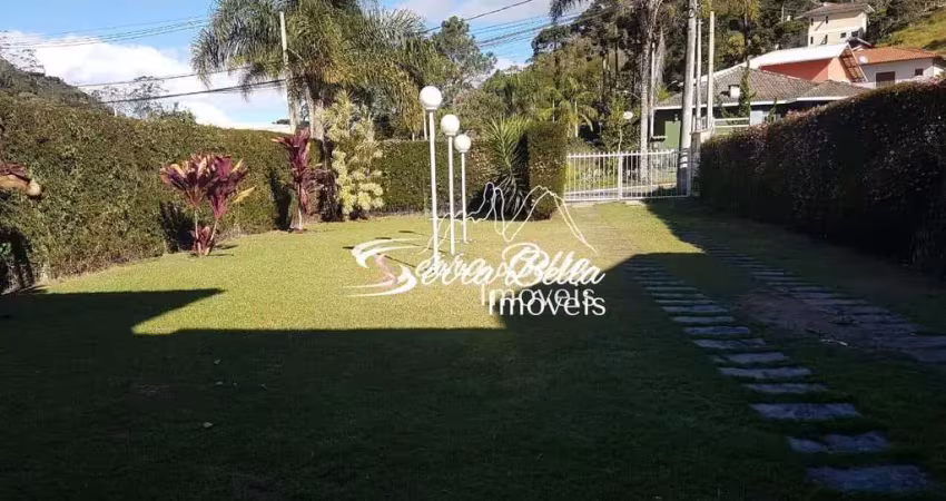 Casa com 4 dormitórios à venda, 200 m² por r$ 790.000,00 - albuquerque - teresópolis/rj