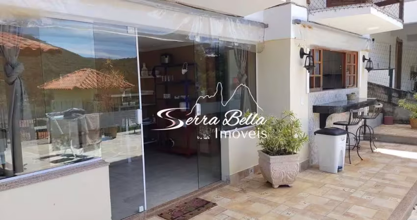 Casa com 4 dormitórios à venda, 200 m² por r$ 840.000,00 - albuquerque - teresópolis/rj