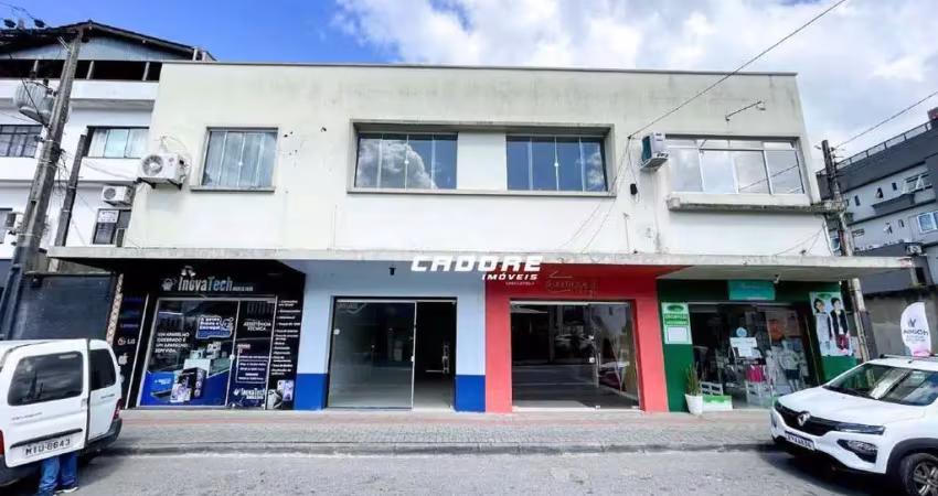 Sala Comercial parta locação no bairro Garcia I Cadore Imóveis.