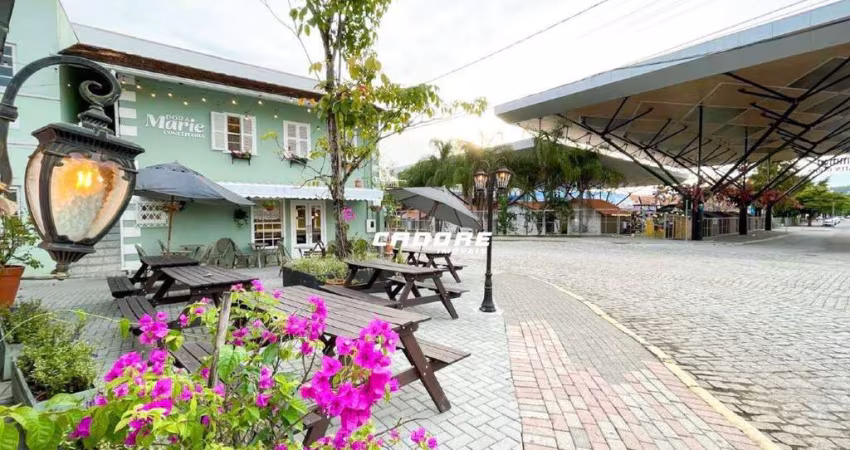 Excelente Ponto Comercial localizado na ao lado da Vila Germânica no bairro Velha I Cadore Imóveis