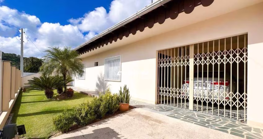 Casa No Bairro Garcia com 4 Dormitórios e Área de Festas com Churrasqueira ! | Cadore Imóveis
