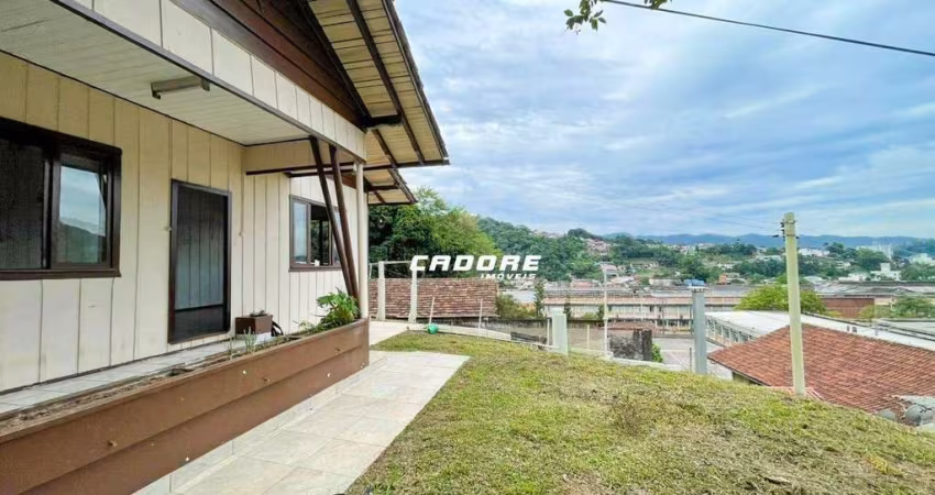 Casa para locação no bairro Progresso I Cadore Imóveis