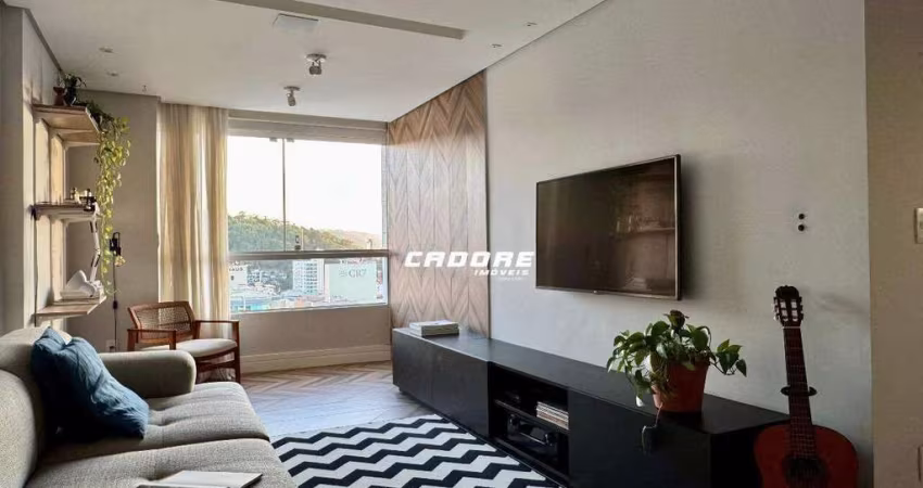 Excelente apartamento com localização privilegiada - Bairro Victor Konder