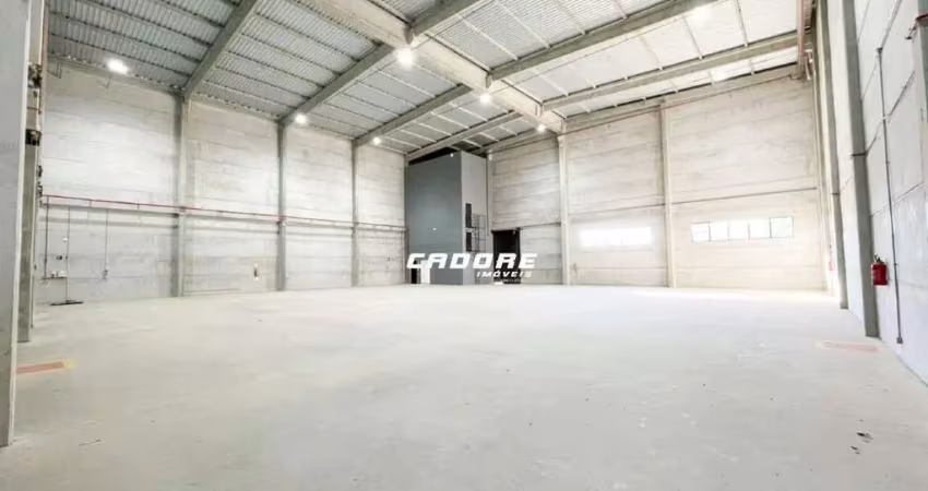 Galpão com aproximadamente 1511.07m² para locação em navegantes i cadore imóveis