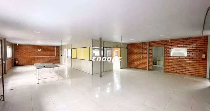 Excelente galpão com aproximadamente 350m² para locação no bairro do salto i cadore imóveis