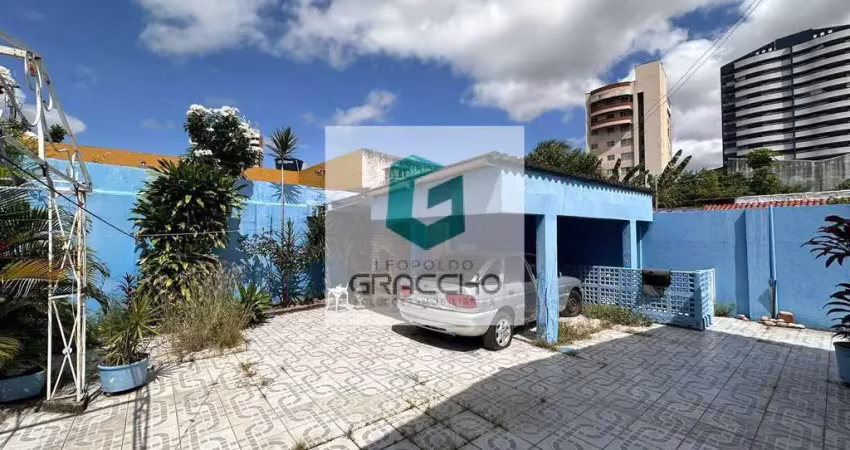 Casa com 4 quartos à venda na Rua Marcondes Pereira, 334, Joaquim Távora, Fortaleza