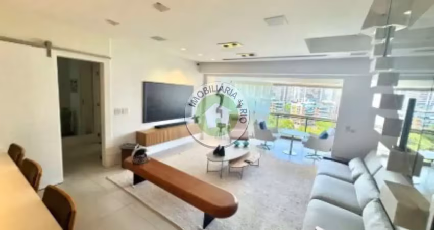 Imóvel de luxo na Barra da Tijuca-RJ: Cobertura com 4 quartos, 2 suítes, 4 salas e 260m² de área. Venha conferir!