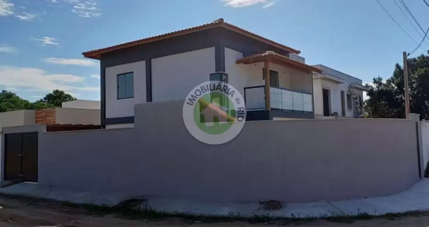 Imperdível! Casa à venda em Cabo Frio-RJ, no bairro Guriri, com 3 quartos, 2 suítes, 1 sala, 3 banheiros, 2 vagas de garagem e 190,00 m².