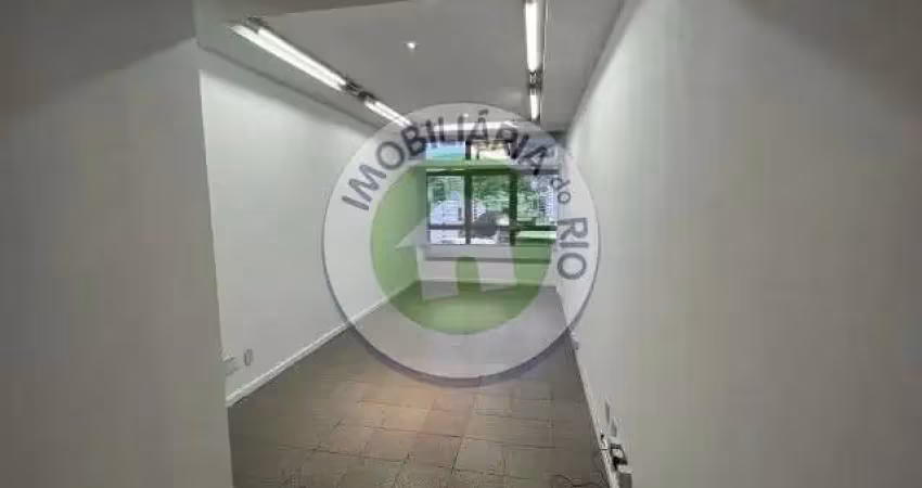 Sala Comercial à Venda na Tijuca - RJ: Excelente Oportunidade de Investimento!