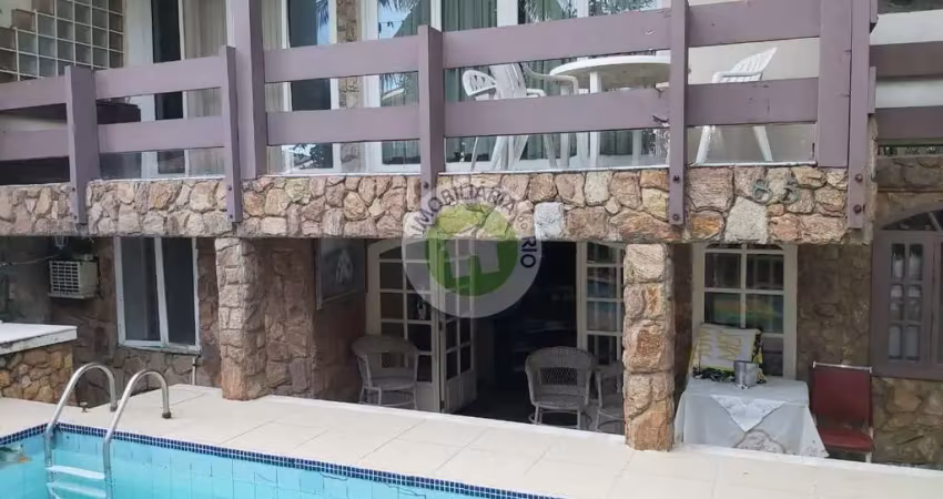 Casa de luxo em condomínio na barra da tijuca - 7 quartos, 4 suítes, 4 salas, 8 banheiros, 2 vagas de garagem - rio de janeiro-rj