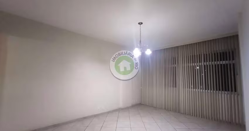 Apartamento à venda na Praça Seca, Rio de Janeiro-RJ: 2 quartos, 1 suíte, 1 sala, 3 banheiros, 1 vaga de garagem, 100m². Venha conferir!