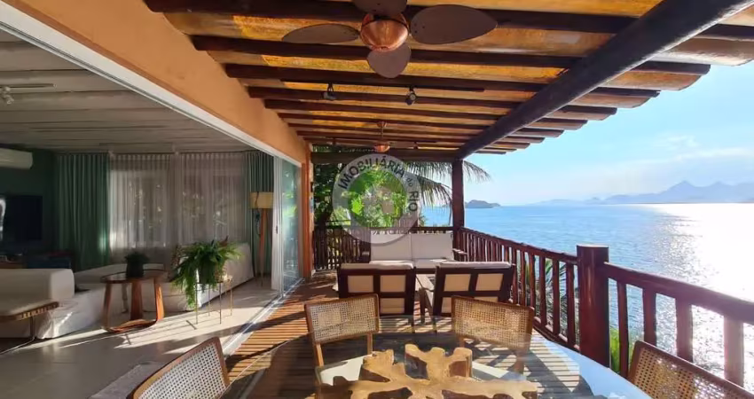 Luxo e discrição em Angra dos Reis com 4 suítes!!