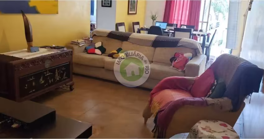 Apartamento à venda no Anil, Rio de Janeiro-RJ: 2 quartos, 1 sala, 2 banheiros, 1 vaga de garagem, 80m² de área.