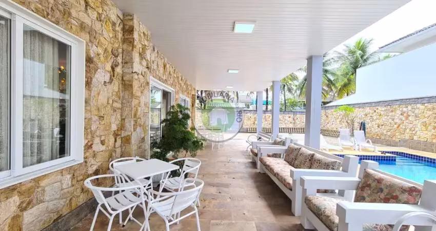Excelente casa em condomínio no melhor ponto da Avenida das Américas.