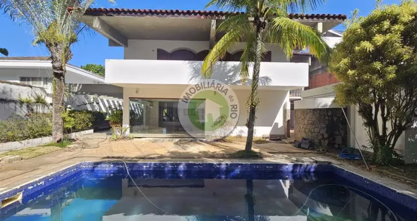 Casa de luxo em condomínio na barra da tijuca - 5 quartos, 3 suítes, 8 banheiros, 944m² - venda no rio de janeiro-rj