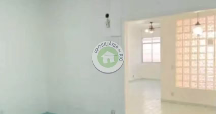 Casa tipo de vila - duplex - 209m2 - 4 qts - terraço - churrasqueira - shopping tijuca - vaga de garagem -3 banheiros
