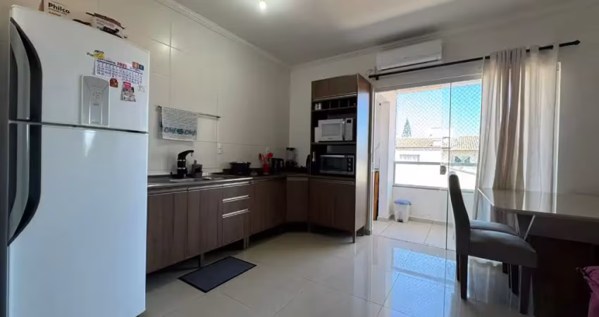 Apartamento a 800 metros da praia dos ingleses, totalmente mobiliado.