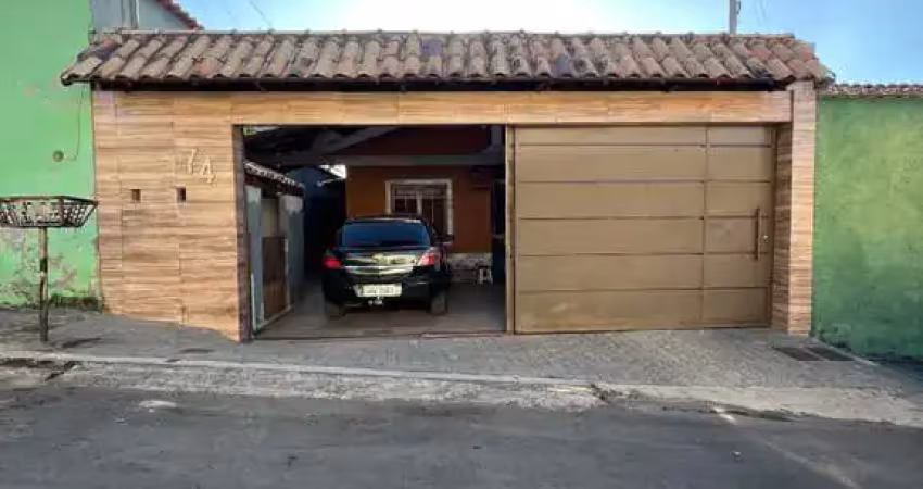 Casa com 5 quartos à venda na Rua Alice Maria de Oliveira, 210, Veneza, Ribeirão das Neves
