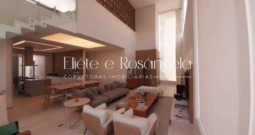 Sobrado de luxo com  4 suítes PORTEIRA FECHADA no Alphaville II - SJC