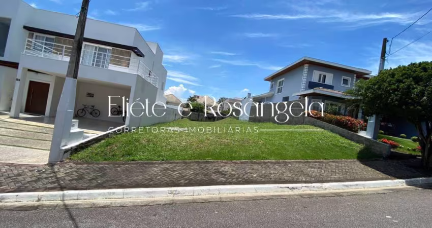 !  OPORTUNIDADE ! Terreno Altos da Serra V com 467m².