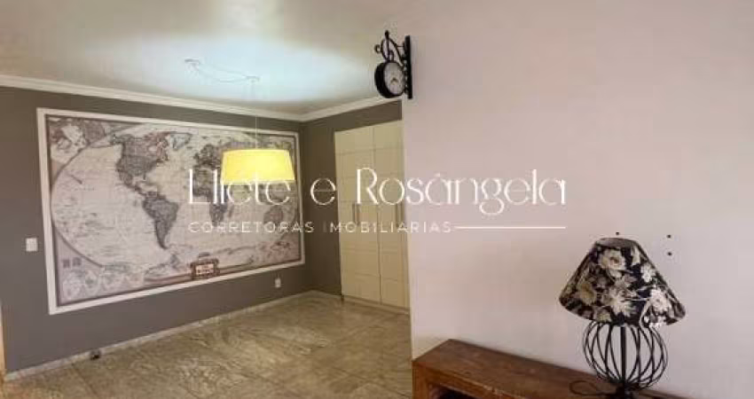 Apartamento com 113 m²   no melhor ponto do Jardim Aquárius!