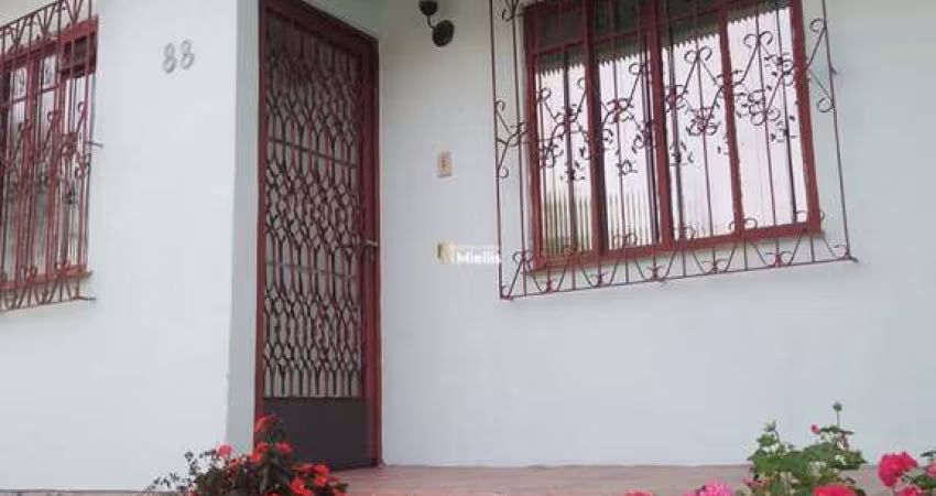 Casa 2 dormitórios no bairro Viamópolis