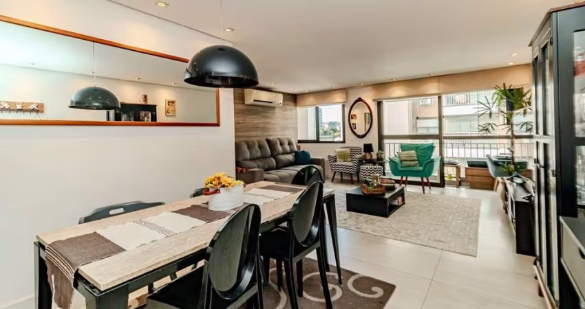 Apartamento para venda  no Bairro Passo da Areia em Porto Alegre