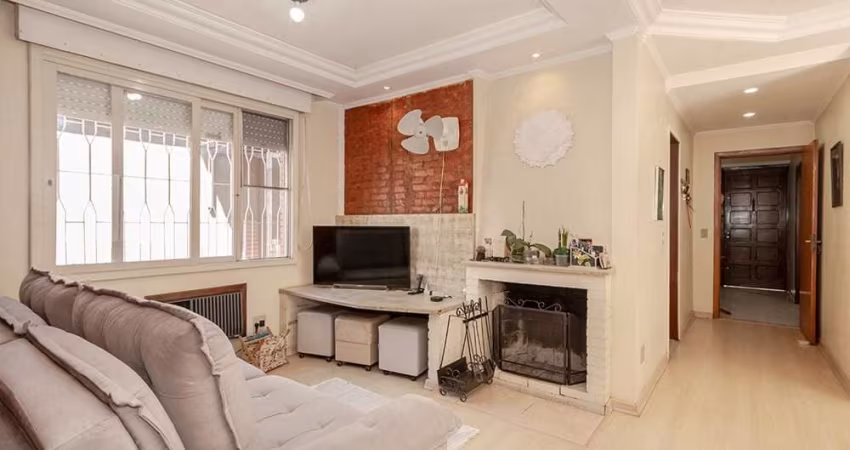 Casa para venda  no Bairro Camaquã em Porto Alegre