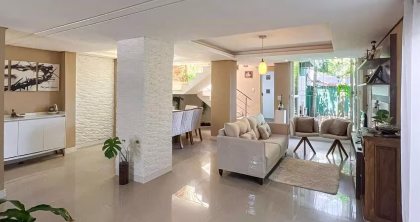 Casa para venda  no Bairro São José em Canoas