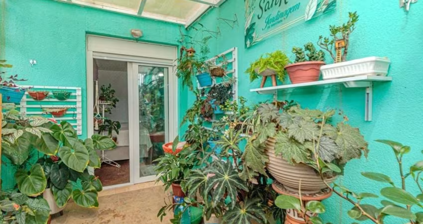 Apartamento para venda  no Bairro Azenha em Porto Alegre