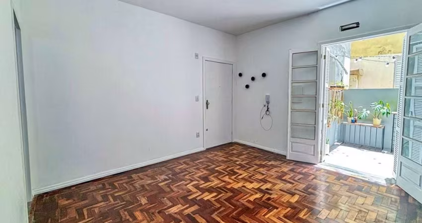 Apartamento para venda  no Bairro Santana em Porto Alegre