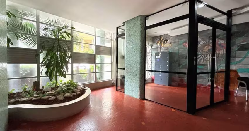 Apartamento para venda  no Bairro CENTRO HISTORICO em Porto Alegre