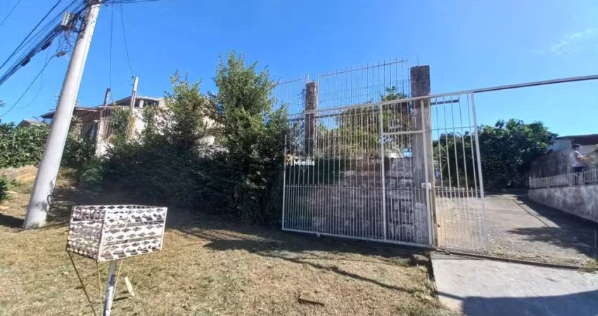 2 casas em 2 terrenos no Jari
