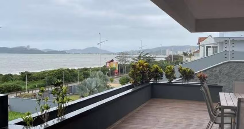 Sobrado à venda, 320 m² por R$ 6.500.000,00 - Itacolomi - Balneário Piçarras/SC