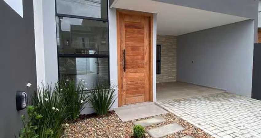 Casa à venda por R$ 450.000,00 - Itacolomi - Balneário Piçarras/SC