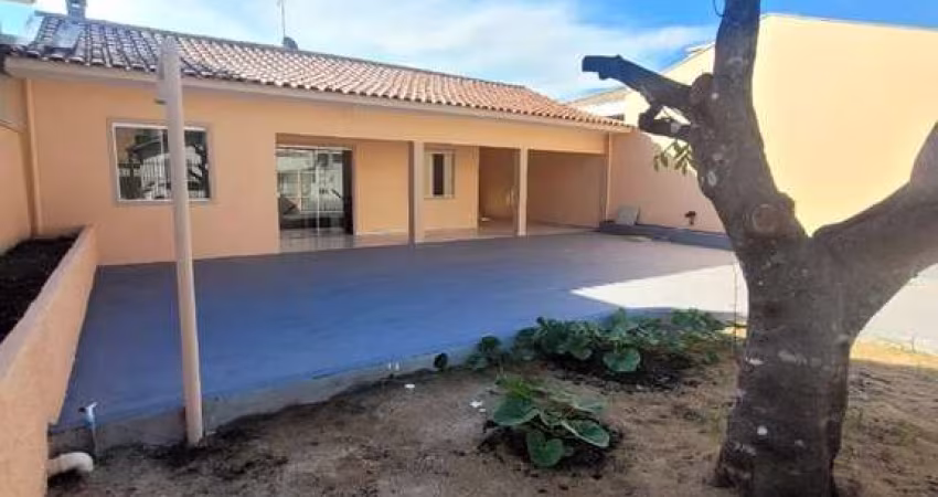 Casa à venda, 110 m² por R$ 685.000,00 - Centro - Balneário Piçarras/SC