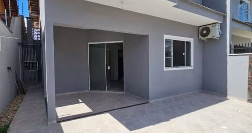 Sobrado à venda, 110 m² por R$ 760.000,00 - Itacolomi - Balneário Piçarras/SC