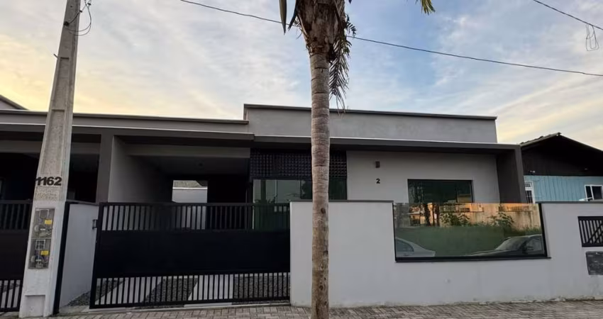 Linda casa térrea à venda, 84 m² por R$ 475.000 - Itacolomi - Balneário Piçarras/SC